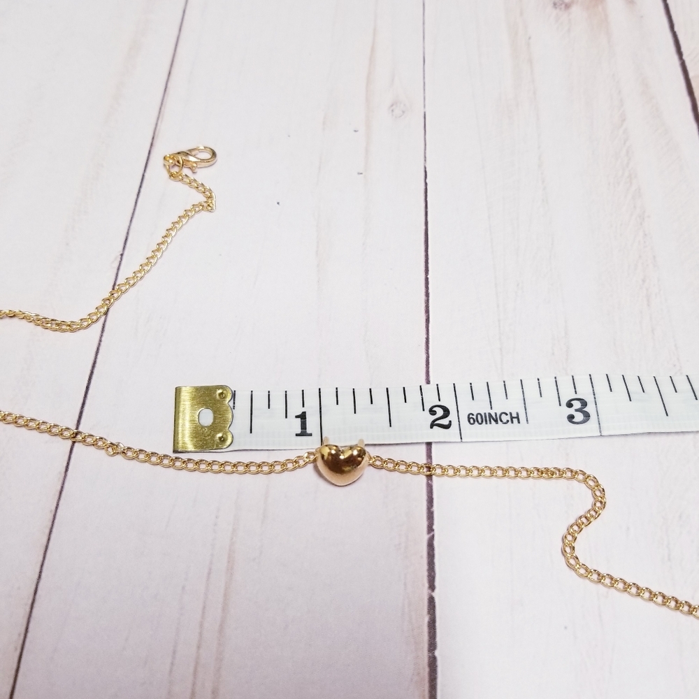 Gold Minimalist Heart Charm Necklace - Picture 2 of 3